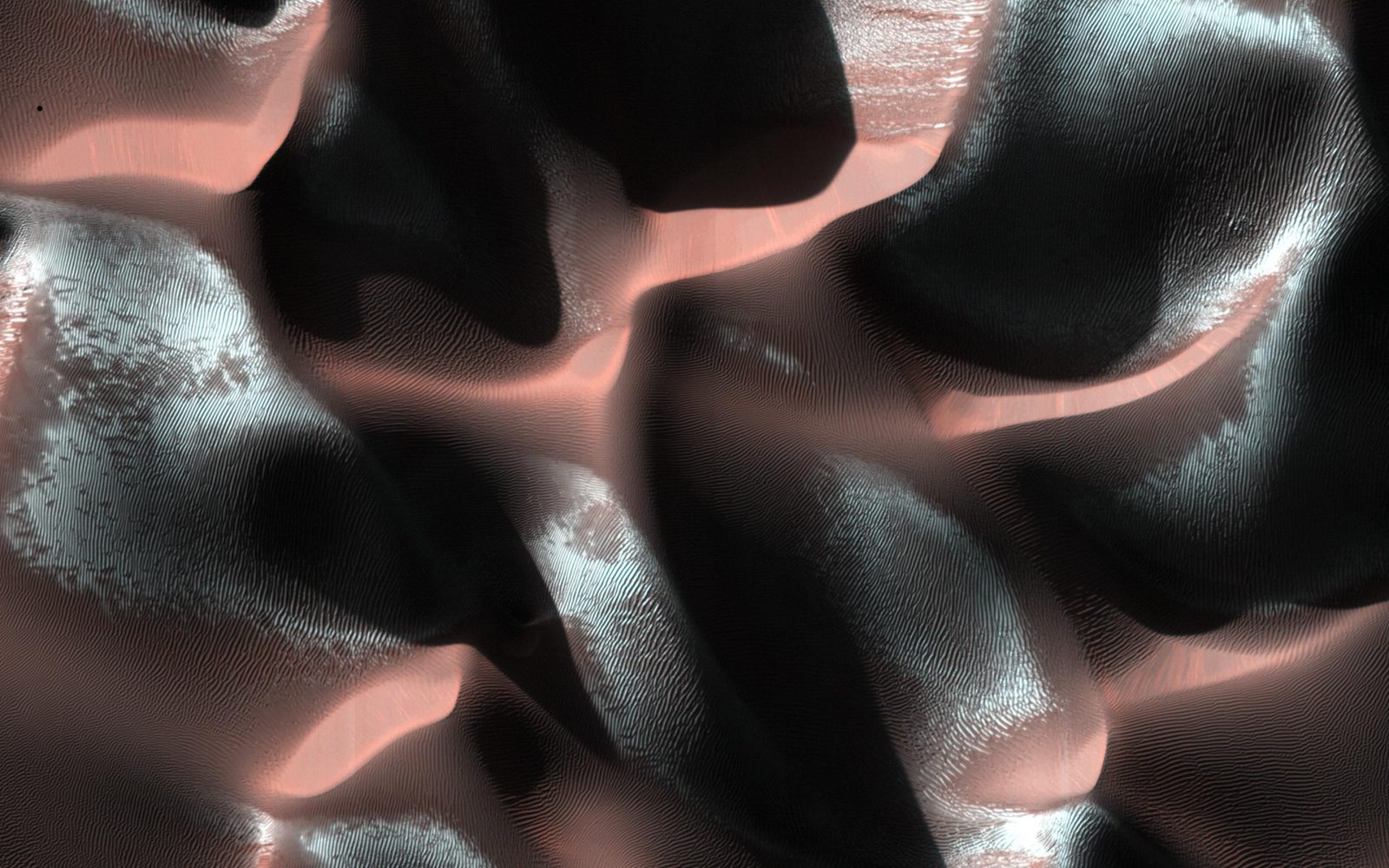2880×1800 NASA拍摄的火星沙丘 电脑壁纸
