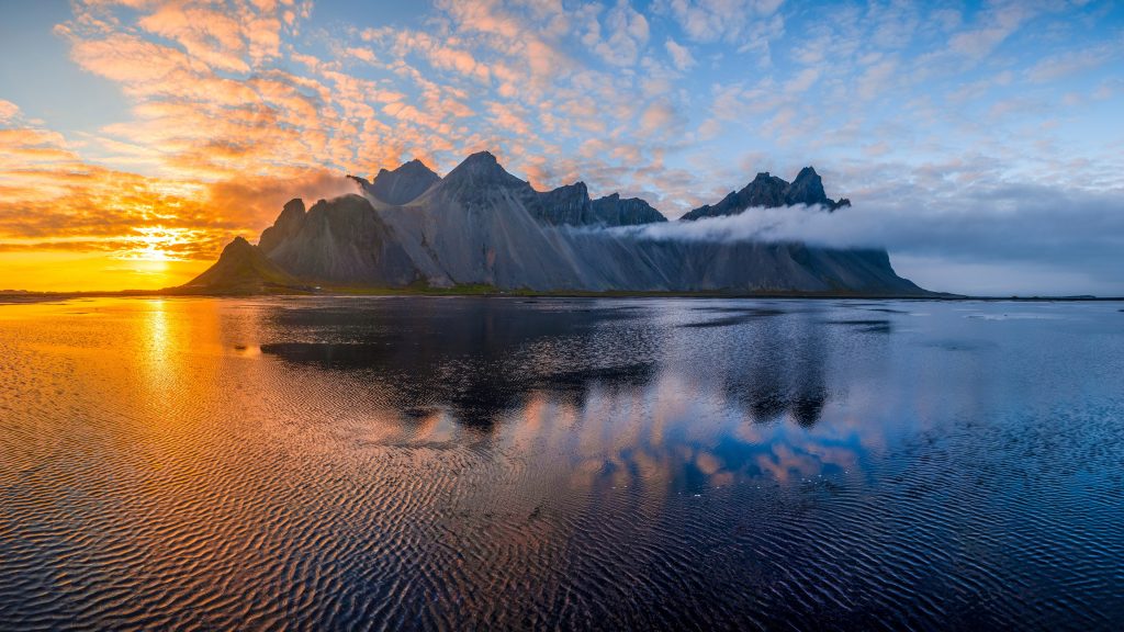 General 3840×2160 nature landscape Iceland Vestrahorn sea beach water sky clouds sunset reflection mountains sunset glow sunlight Sun