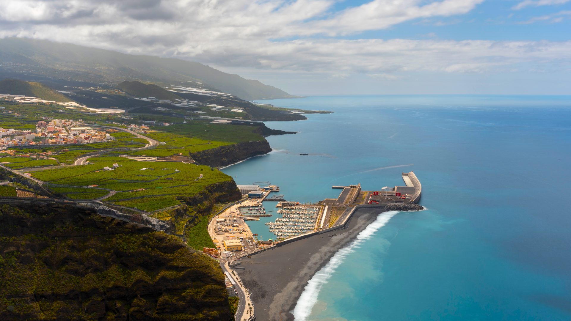 vpo6e3 4500×2531 Lucian Nicu nature landscape mountains clouds