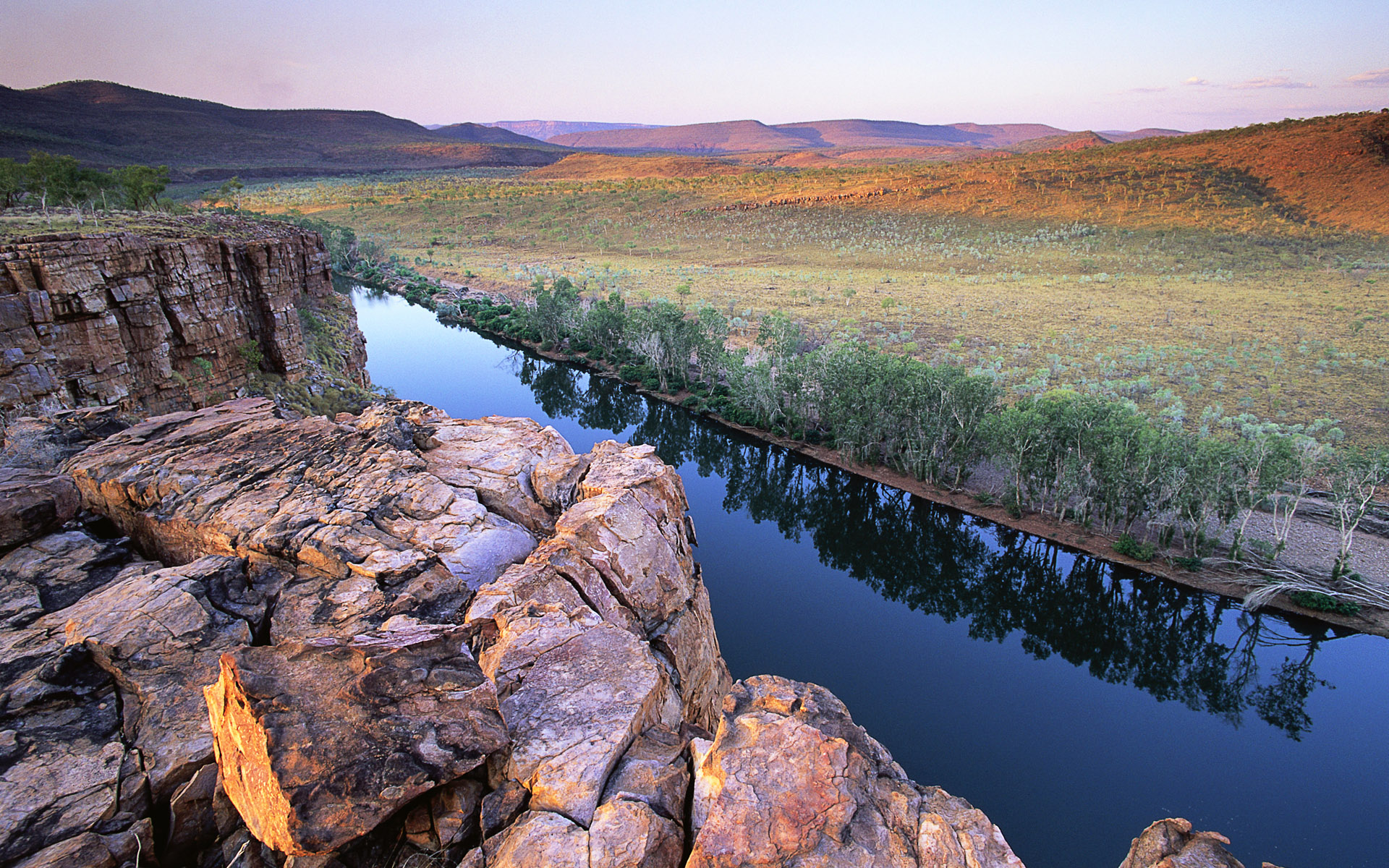 general 8gdyxy 1920×1200 Windows 7 Australia landscape rock formation reflection