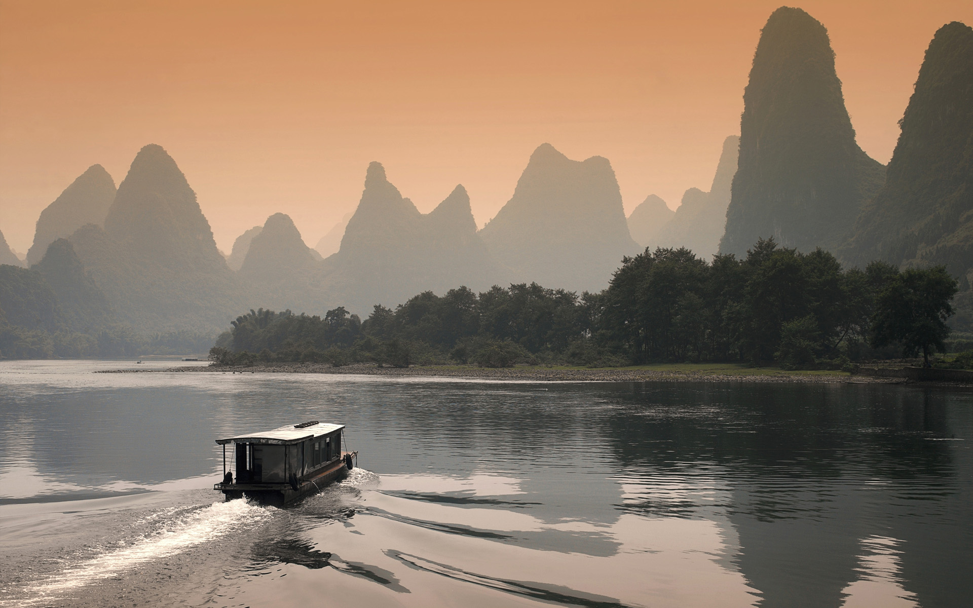 general 9o8lmx 1920×1200 Windows 7 China landscape lake boat